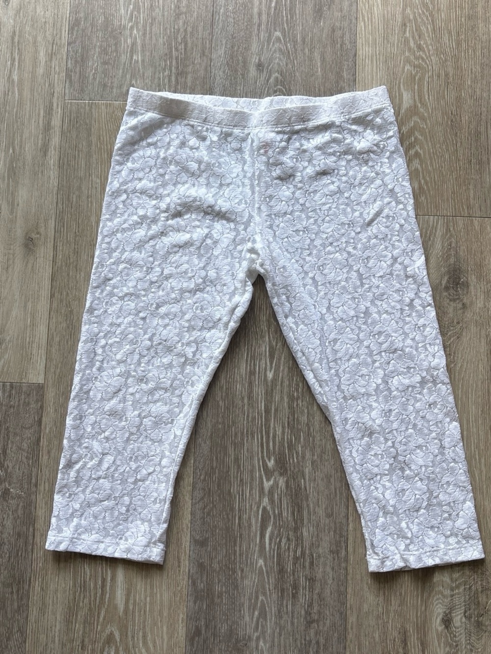Xhilaration Y2K Romantic Coquette White Sheer Floral Lace Capri Leggings Size S